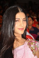 Shruti Hassan Stills in Gabbar Singh Audio